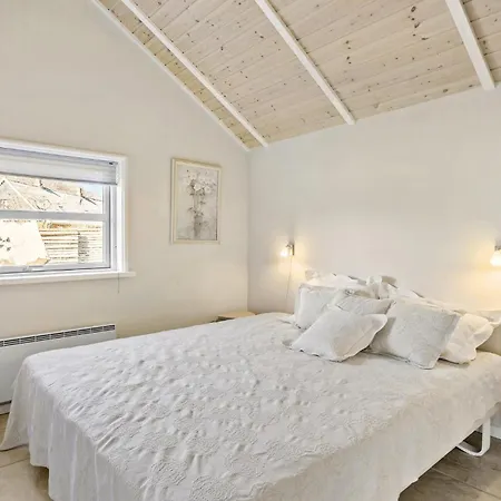 Stunning In With Sauna Feriehus Gilleleje
