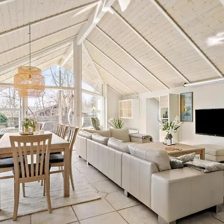 Stunning In With Sauna Feriehus