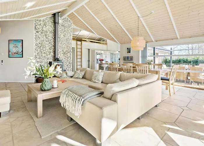 Stunning In With Sauna Vakantiehuis *